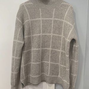 Rachel Zoe women’s mock neck sweater size M